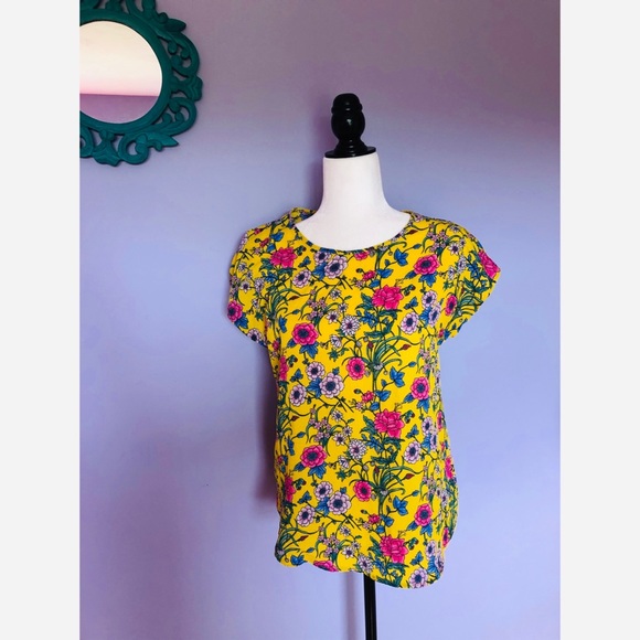 LOVE J yellow floral blouse - Picture 2 of 6
